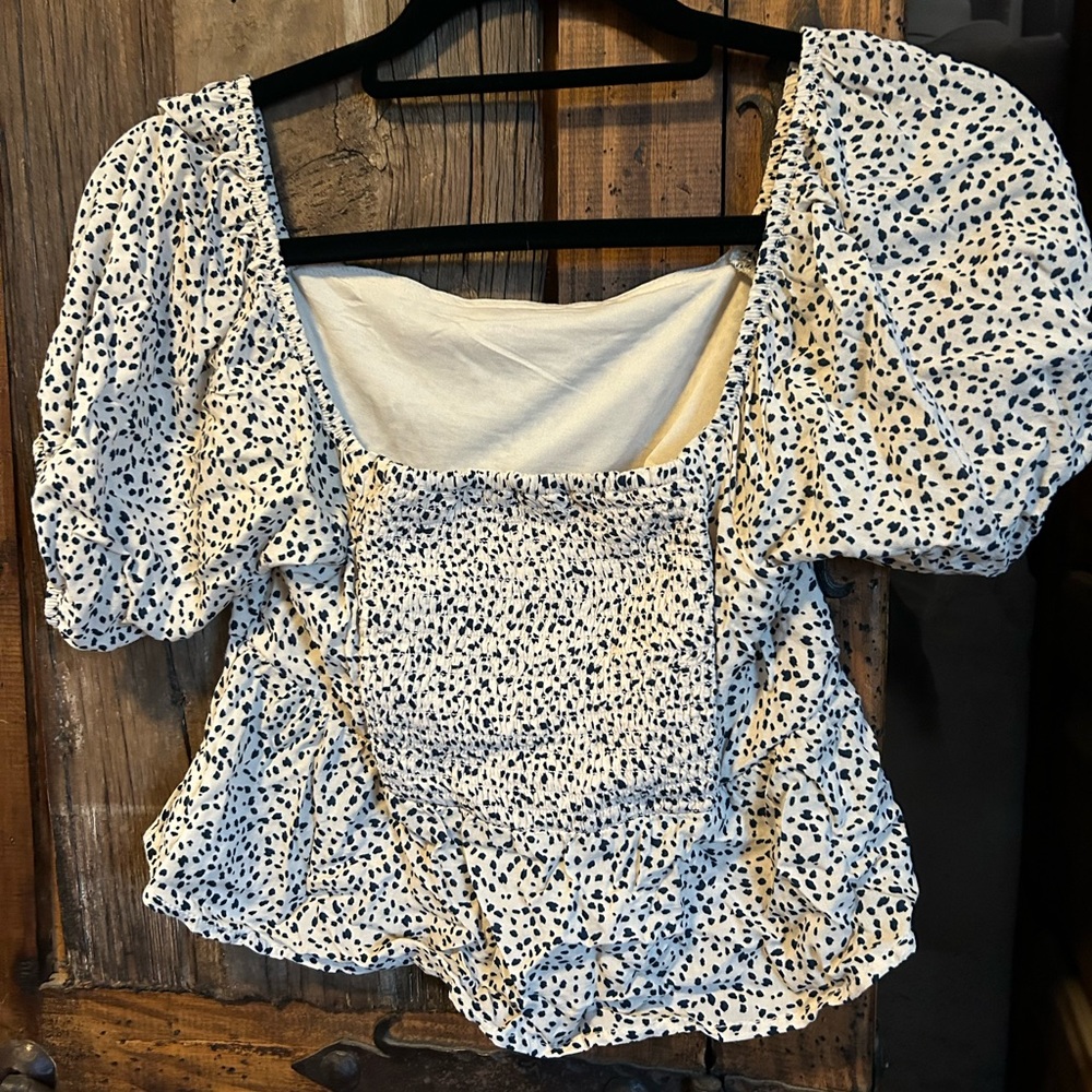 American eagle crop blouse